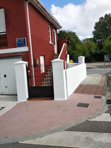 Casa De Vacaciones Y Escapadas, Salinas, Asturias, Espana Villa Salinas  Esterno foto